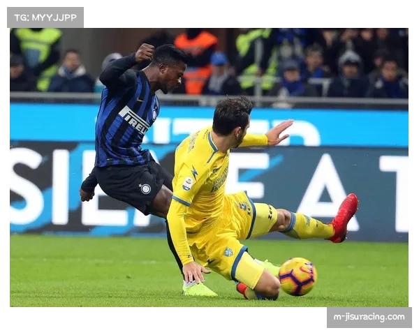 弗罗西诺内1-1战平萨索洛,中场新星破门